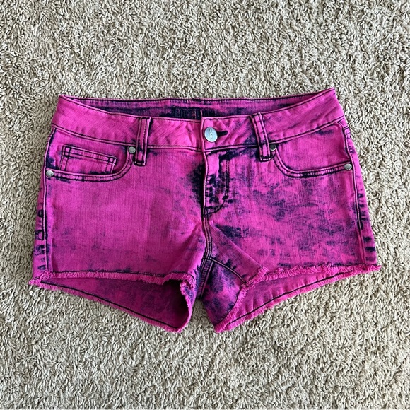 EUC Decree Pink Jean Shorts Size 5 - Picture 1 of 5